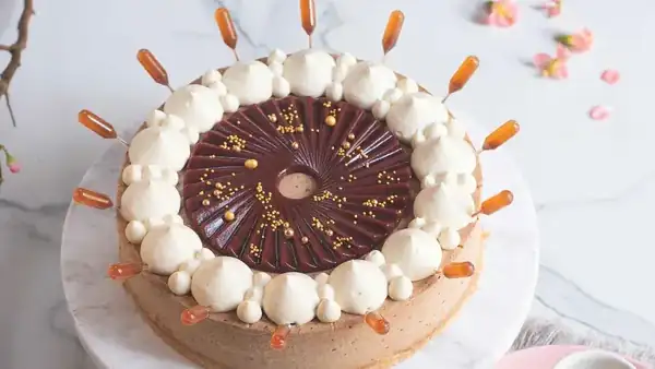 Old Bohemian cake “Kuba” with mushrooms and plums