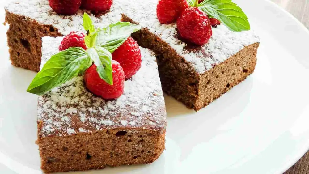 I've never made brownies so light yet delicious, without eggs but with plenty of yogurt and coffee: my daily dose of energy and flavor