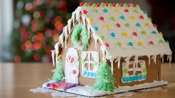 Why A Microplane Is Necessary For The Perfect Gingerbread House