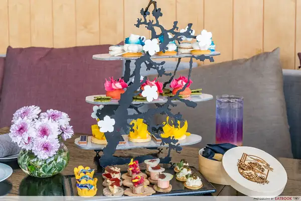 SKAI Has High Tea With Mount Fuji-Themed Desserts, Inspired By Famous Japanese Artist Hokusai