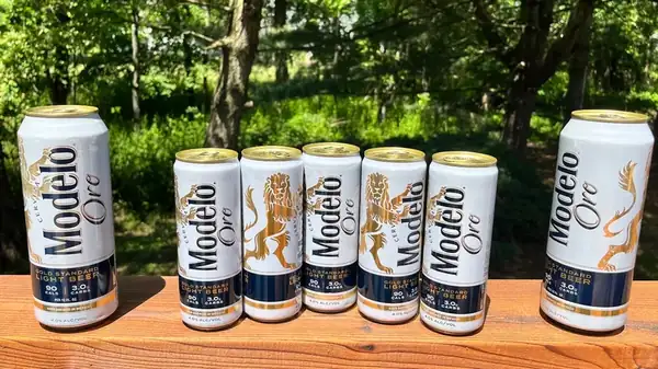 Modelo Oro Review: A Refreshing And Flavorful Addition To The Light Beer Market