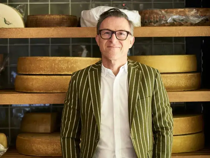 Jörg Reuter explains how he chooses products in his Berlin store