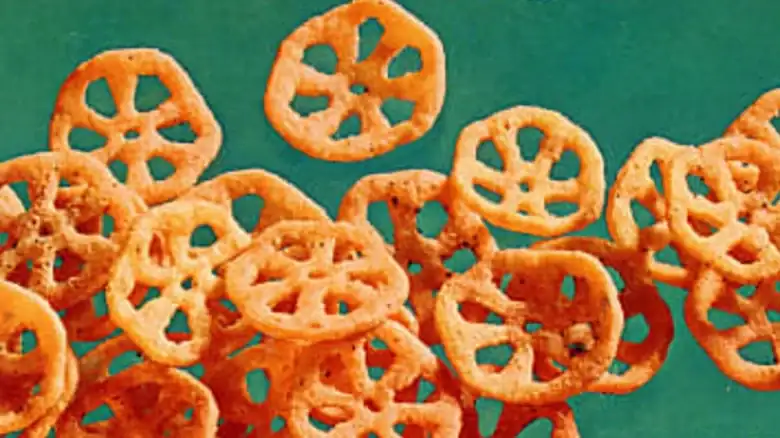 The Old School Pizza-Flavored Snack That Was Discontinued Far Too Soon