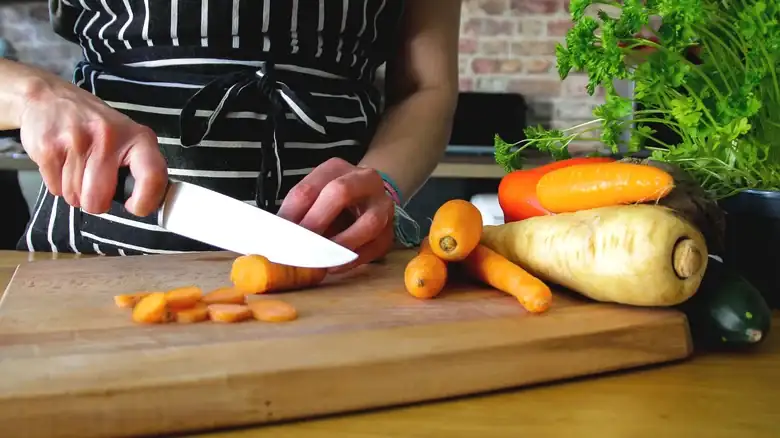 The Crucial Step That Prevents Your Wooden Cutting Board From Drying Out