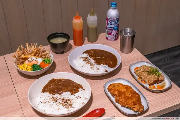 Reseña de Kuro Kare: Curry japonés de 36 horas y más, por ex chefs de alta cocina