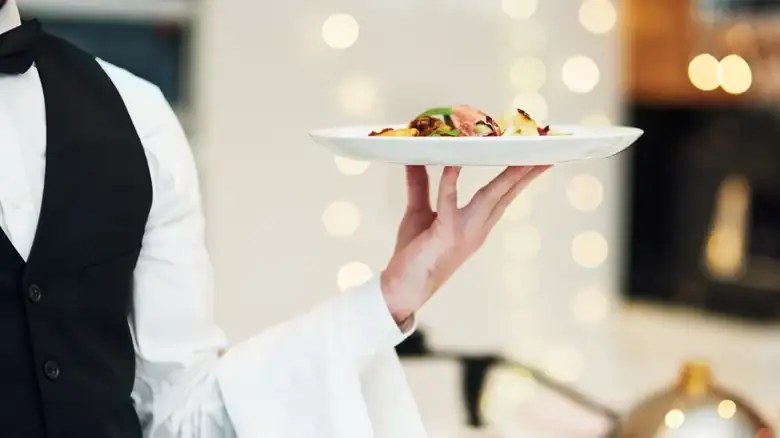 Never Break One Course Etiquette Rule When Fine Dining