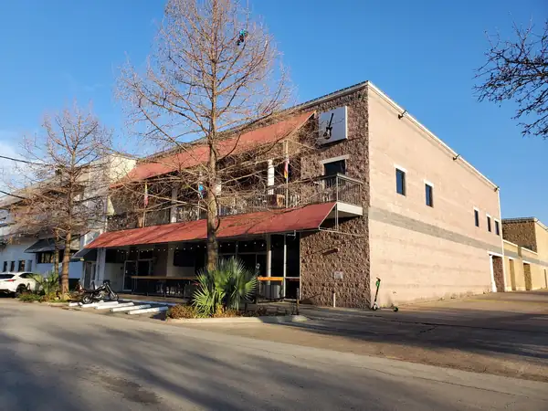 Cedar Springs Lesbian Bar Fires Staffer Over ‘Insensitive’ Social Media Posts