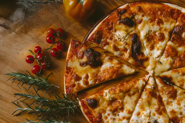 Pizzeria Sei amplía su territorio tras liderar el ranking nacional de pizzas