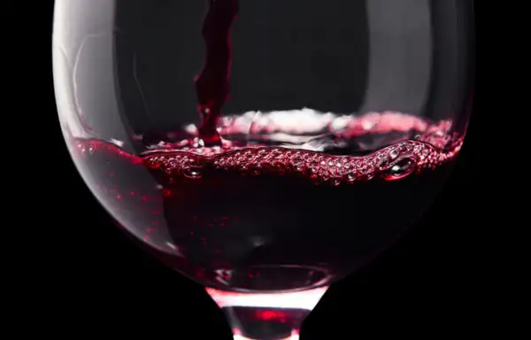 Global bulk wine saw a sharp decline in value in the first quarter of 2026, reaching €566 million (-18.8%)