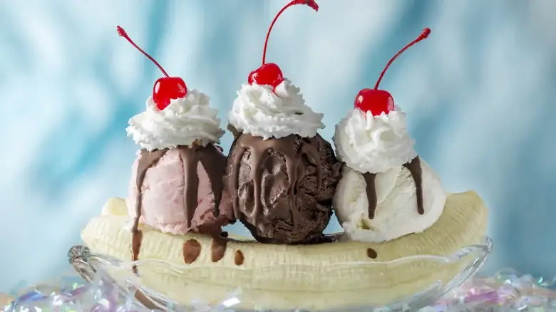 Upgrade Your Banana Split With Help From Your Deep Fryer