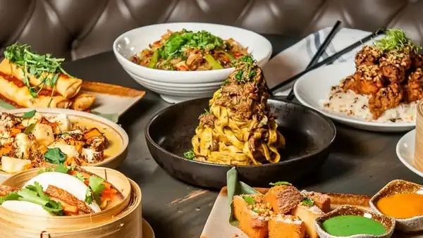 Aquí están todos los lugares de Toronto que acaban de entrar en la lista de los 50 mejores restaurantes chinos de Canadá