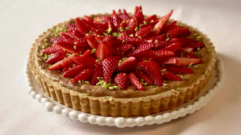 Frangipane Tart: How to Make It Crumbly and Super Creamy