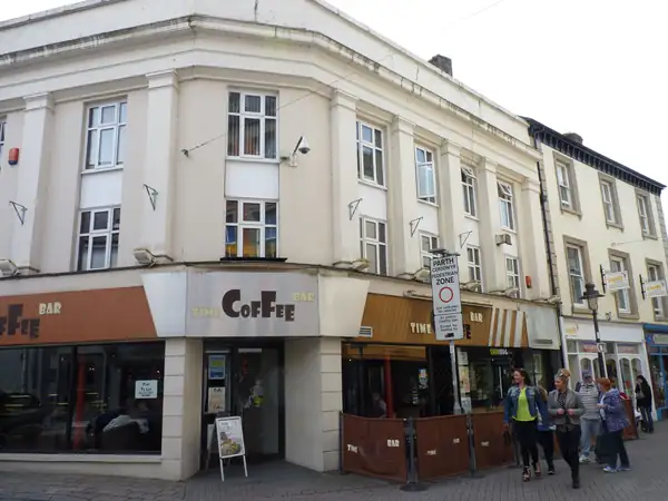 Can coffee shops automate while still retaining the human touch?