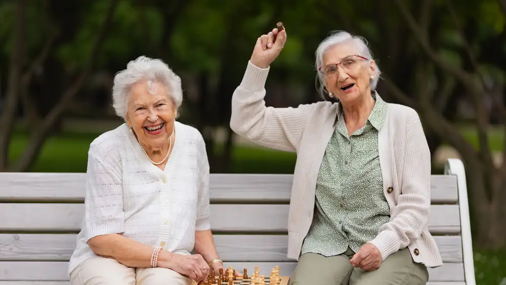 A study says that supercentenarians have stronger immune systems. A geriatrician explained why
