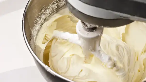 Prevent Vegan Buttercream From Splitting With A Simple Tip