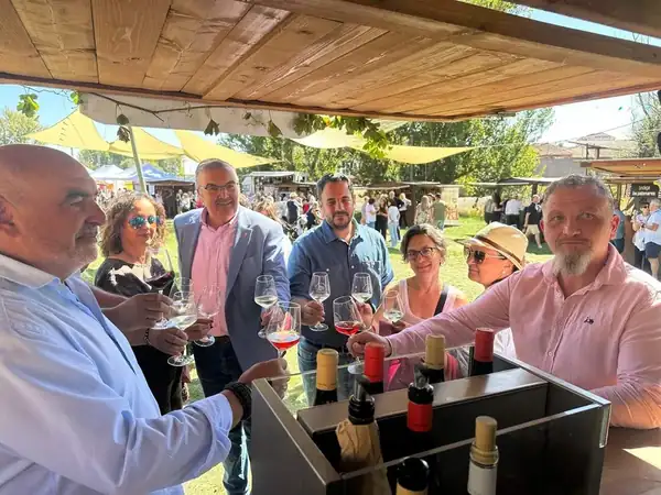 Valdevimbre da comienzo a su gran fin de semana de vendimia entre vino, bodegas y tradición
