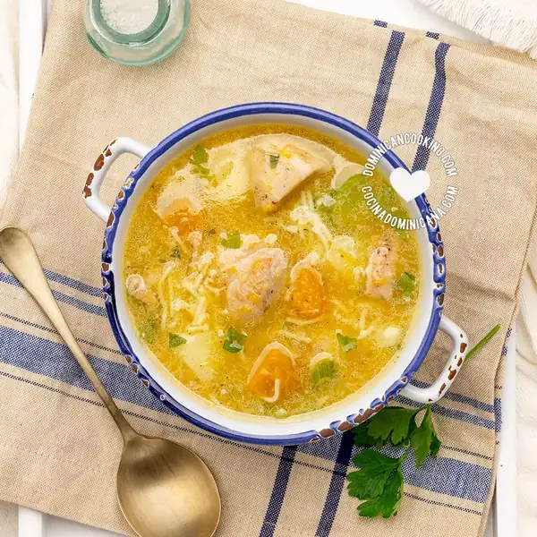 Sopa de Pollo o Gallina Criolla [Video+Recipe] Hen / Chicken Soup