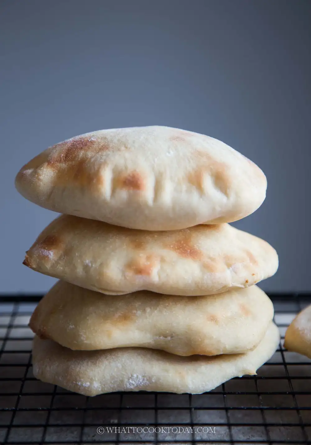 How to make perfectly puffed pita bread at home
