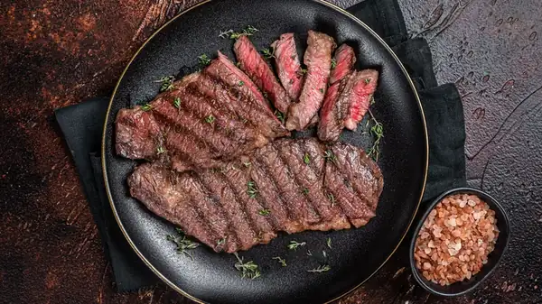 Why Cooking Steak From Cold Is A Big No-No