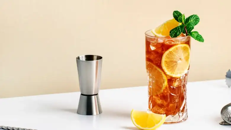 How Do You Actually Make A Long Island Iced Tea?