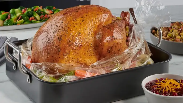 For The Juiciest Turkey Ever, Use An Oven Bag