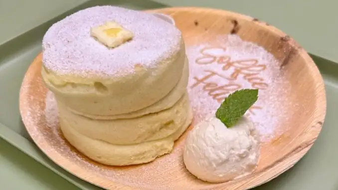 Fluffy pancakes arrive in Rome: where to eat these “wavy” Japanese treats