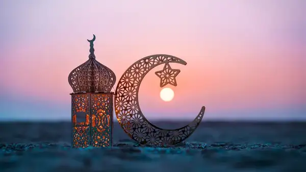 The Ultra-Sweet Fruit You'll Always Find During Ramadan (And Why It's Symbolic)