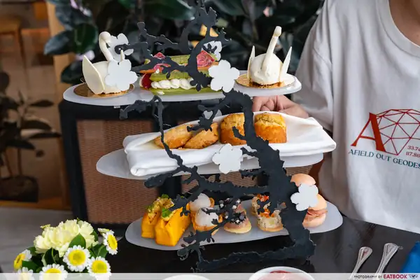 SKAI Has New Swarovski High Tea From 1 To 31 May, Great For Mother’s Day