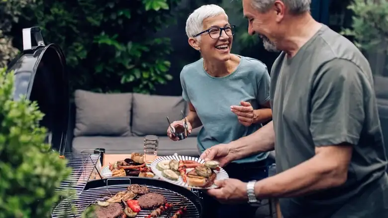 23 Mistakes To Avoid When Hosting A Summer Barbecue