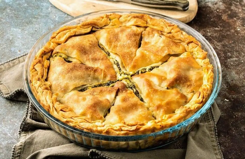 Greek Cheese & Spinach Pie (Spanakotiropita)