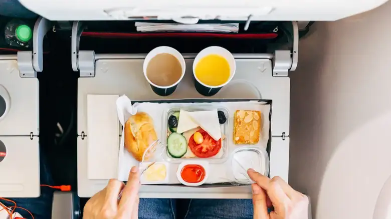 How Airlines Prepare Your In-Flight Food