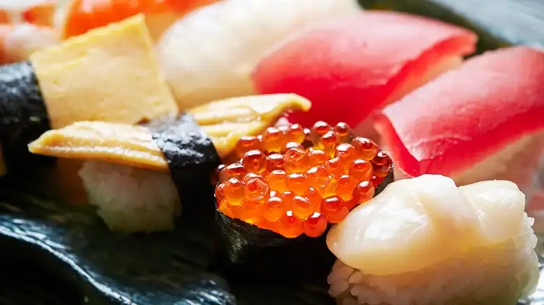 Temaki Vs Maki: What Makes These Sushi Rolls Different?