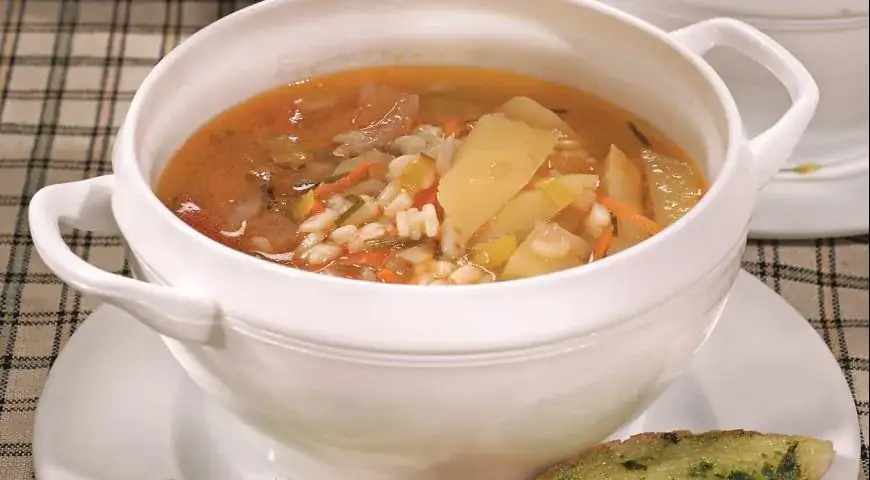 Vegetable Soup with Pesto