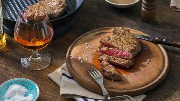 Sin duda, el mejor tipo de bistec para acompañar un whisky escocés