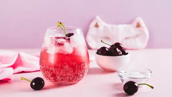 How To Make A Black Cherry Summer Cocktail With Just 2 Ingredients