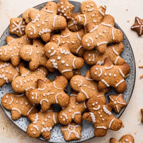 Keto Gingerbread Cookies