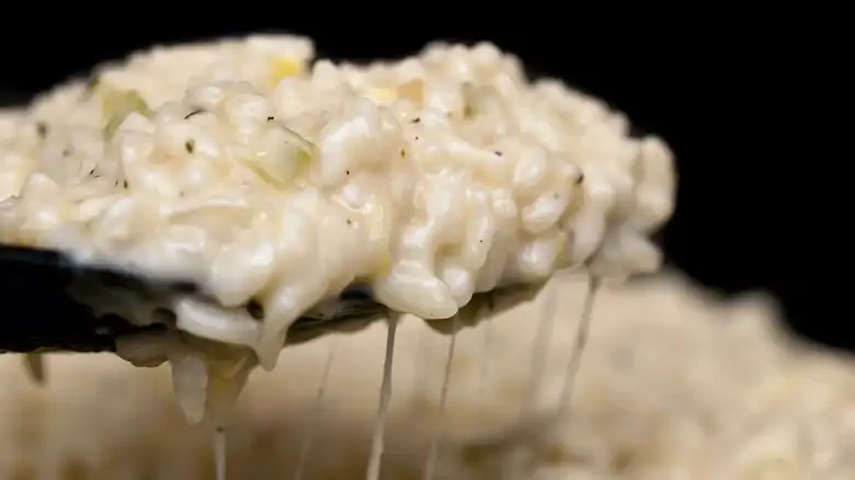 The Science Behind Risotto's Uniquely Creamy Texture