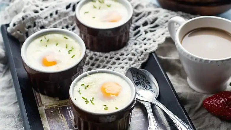 How Can You Tell When Shirred Eggs Are Finished Cooking?