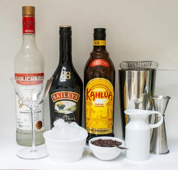 Cóctel Mudslide: Cremoso, con mucho alcohol y listo en 5 minutos