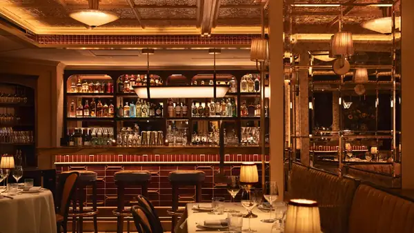 El equipo detrás de Corner Store ha abierto una nueva brasserie francesa de inspiración costera en Nueva York