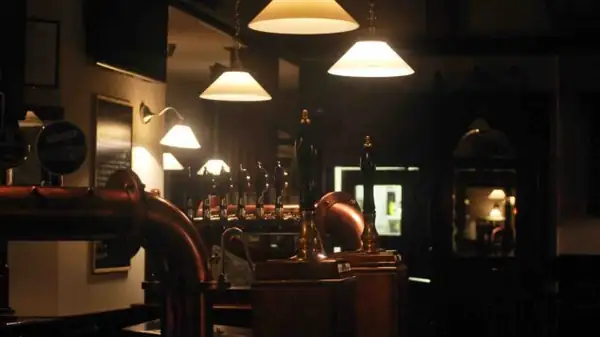Bars closed due to coronavirus, suppliers and employees unpaid, incalculable damage to the restaurant industry