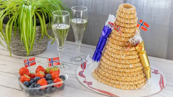 The Norwegian Tower Cake Made To Hide A Bottle Of Champagne Inside