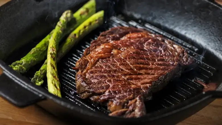 Does Searing Meat Actually Lock In Juices?
