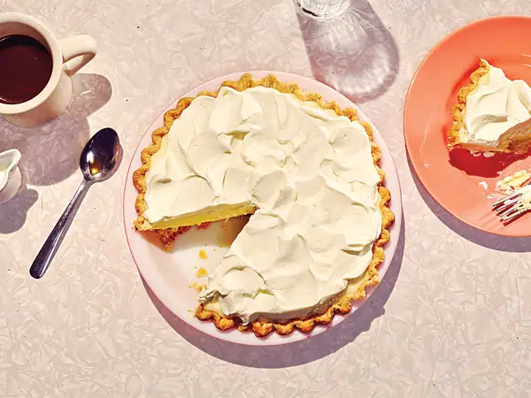 El pastel de limón Chiffon es nostálgico y delicioso