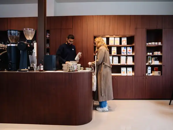 Por qué la atención al cliente es una de las partes más difíciles de gestionar una cafetería