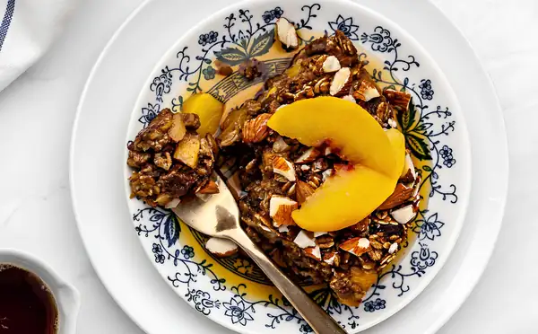Ginger Peach Baked Oatmeal