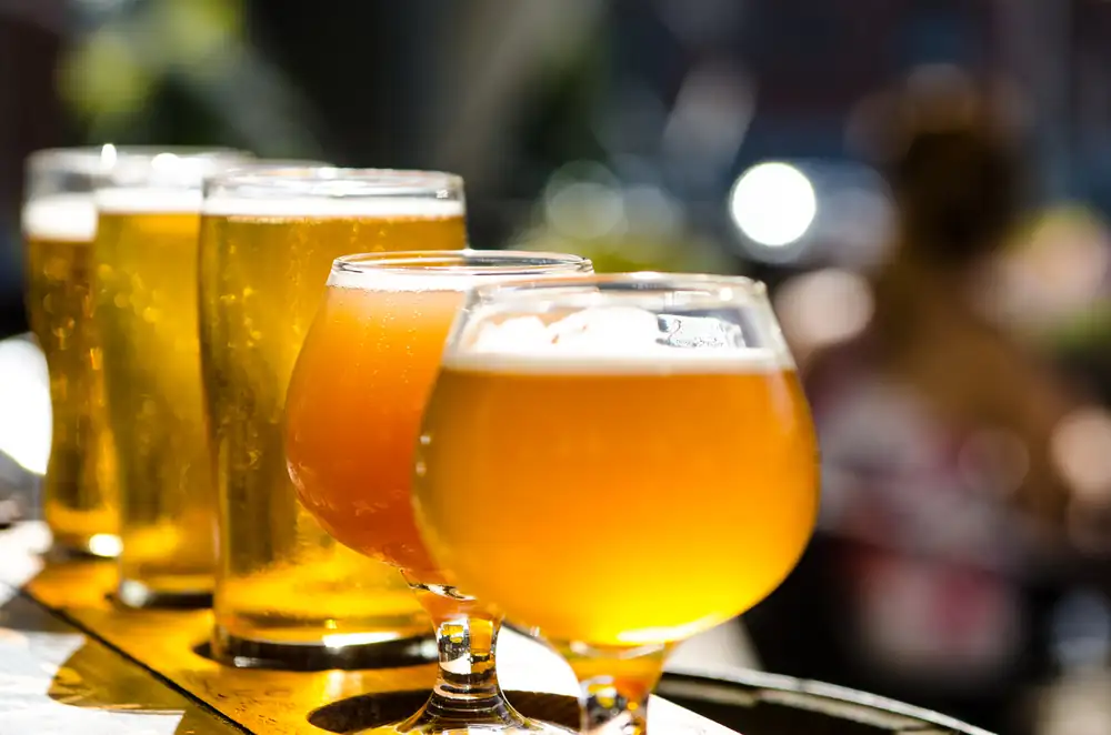 Pubs close their doors, but takeaway still available