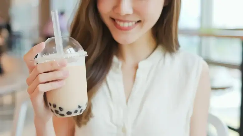 A Beginner's Guide To Ordering At A Bubble Tea Shop