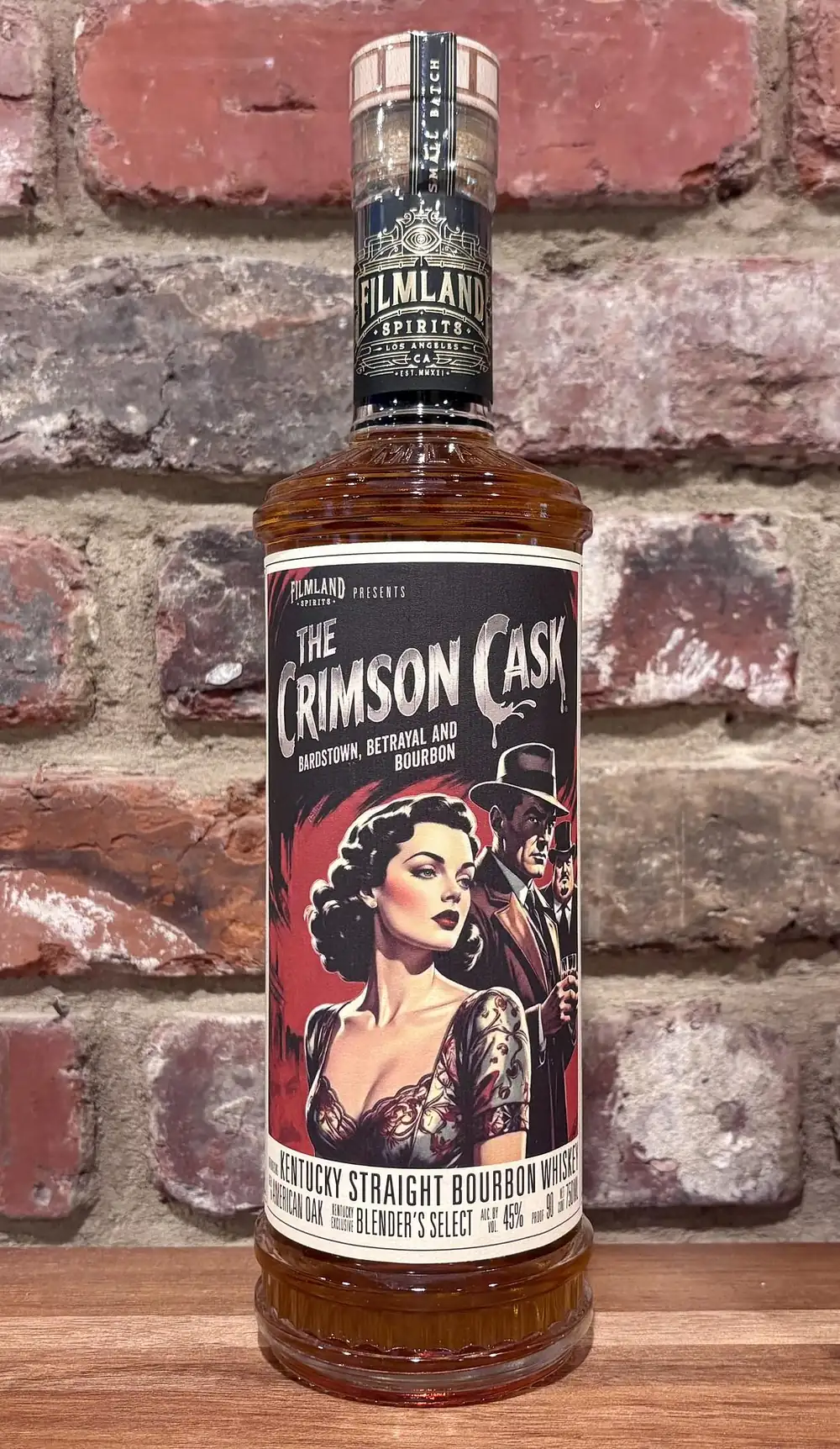 Reseña del bourbon The Crimson Cask Kentucky Straight Bourbon de Filmland Spirits