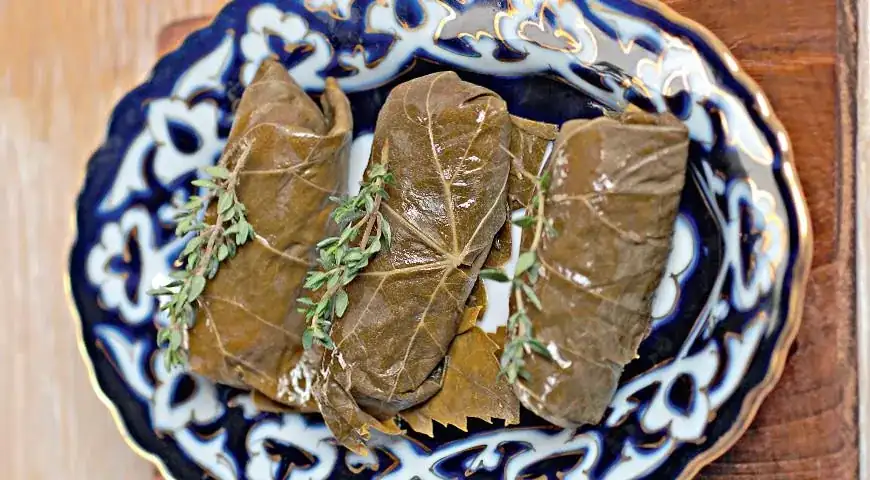 Vegetarian Dolma with Vegetables